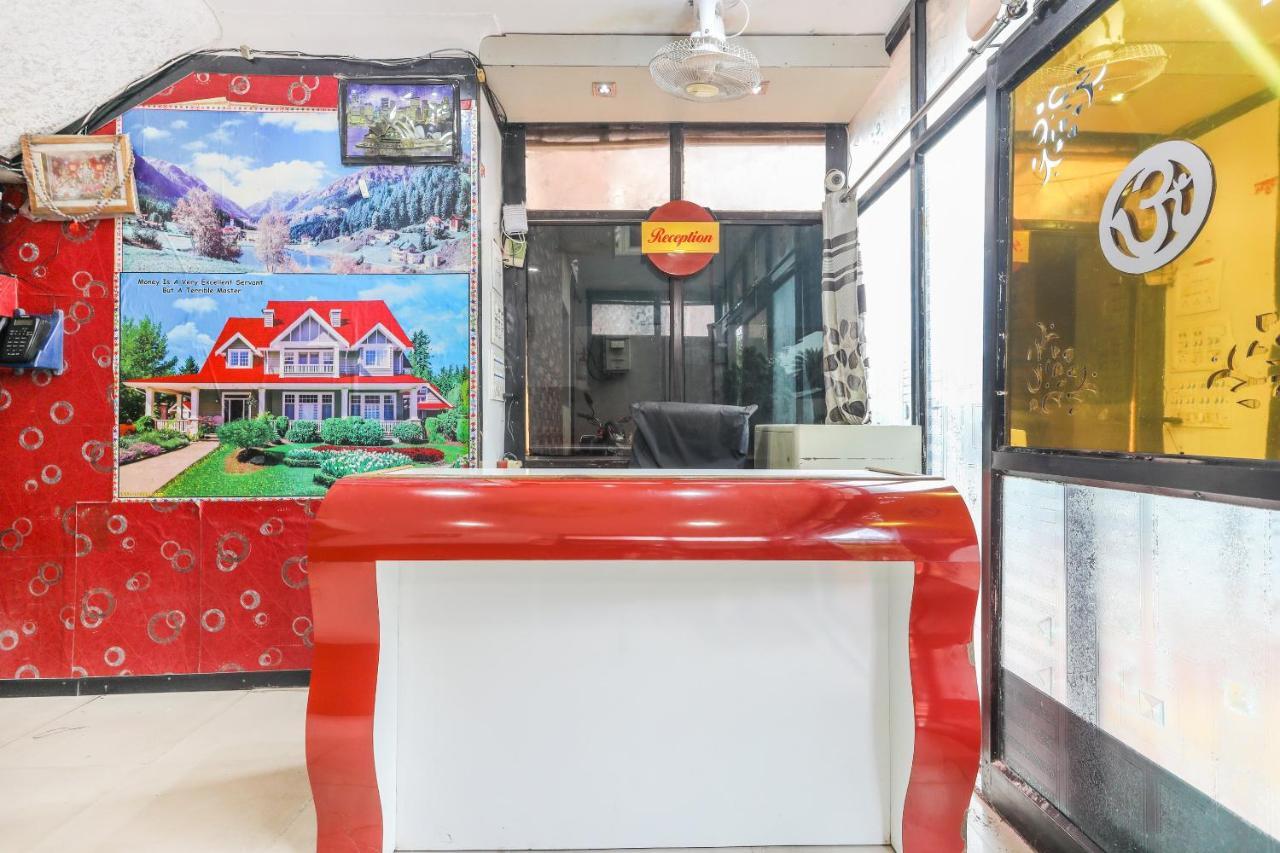 Oyo 62194 Pleasure Palace Ξενοδοχείο Ιντόρ Εξωτερικό φωτογραφία